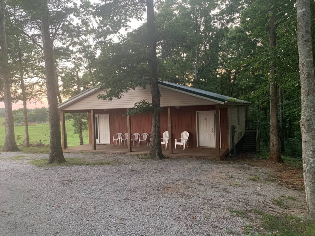 Jabez Lake Retreat - Budget Friendly accommodations near Wolf Creek Marina