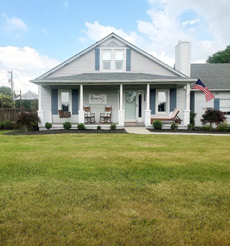 Gran's Place and Irvin's Schoolhouse - Event Venues on Lake Cumberland in Russell Springs and Accommodations