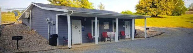 Clifty Creek Unit A- Tiny Home Rental on Lake Cumberland